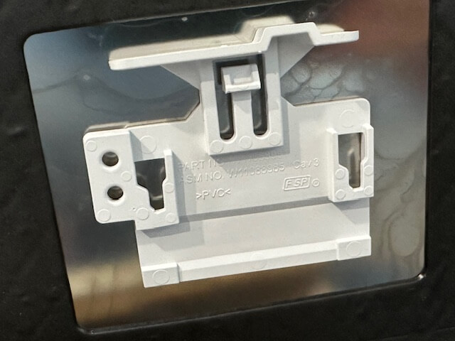 Dishwasher control board bracket