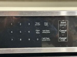 KODE300ESS oven display right side