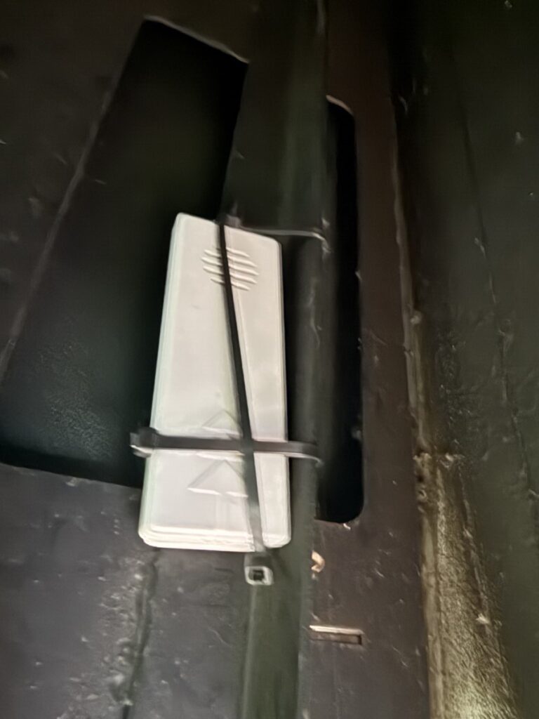 Outside temperature gauge